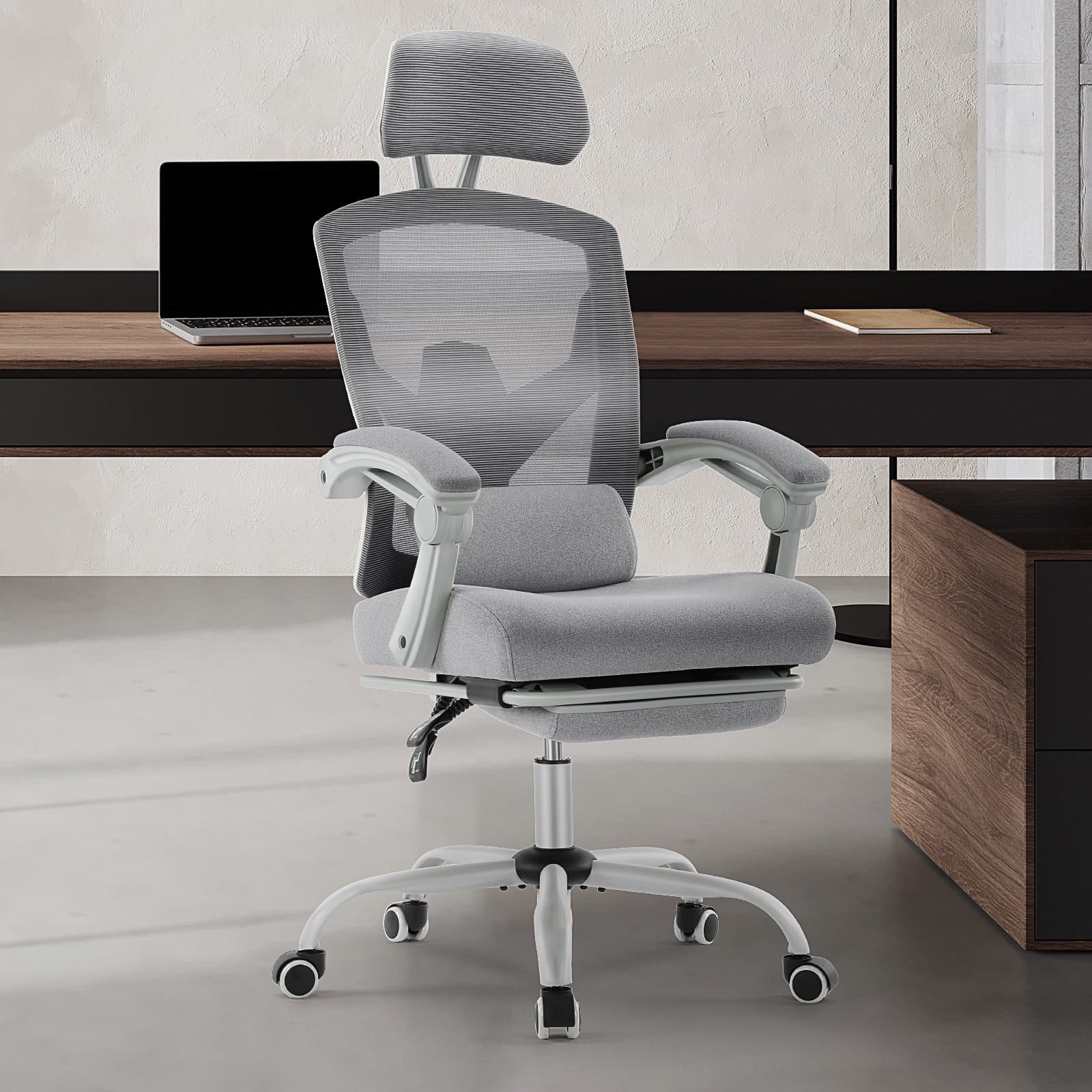 Ergonomic Office Chair Forward Tilt Feature: Is It Good for Typing?