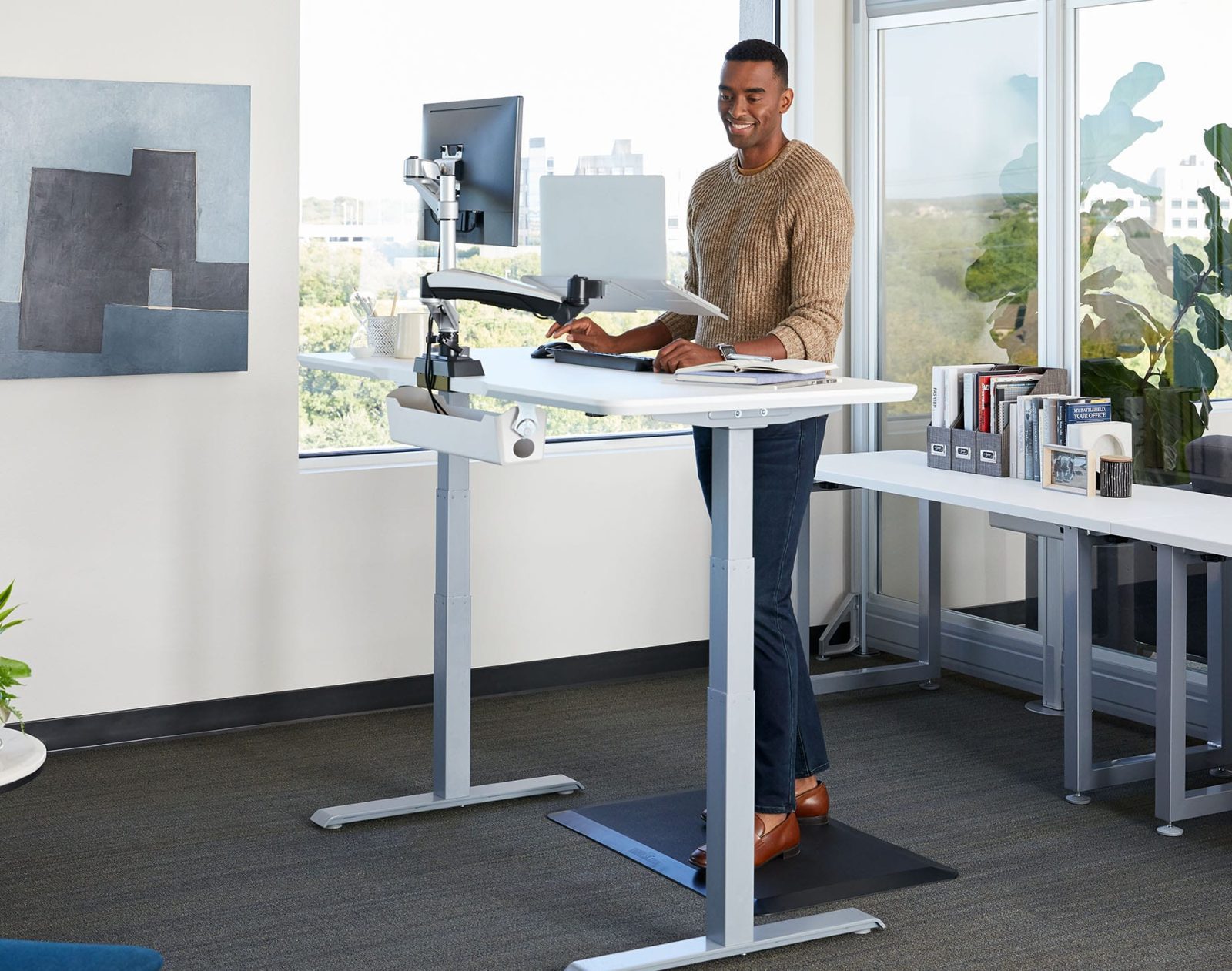 Photo by vari.com - Standing Desk 20-8-2 Rule: How Long Should You Sit, Stand, and Walk?